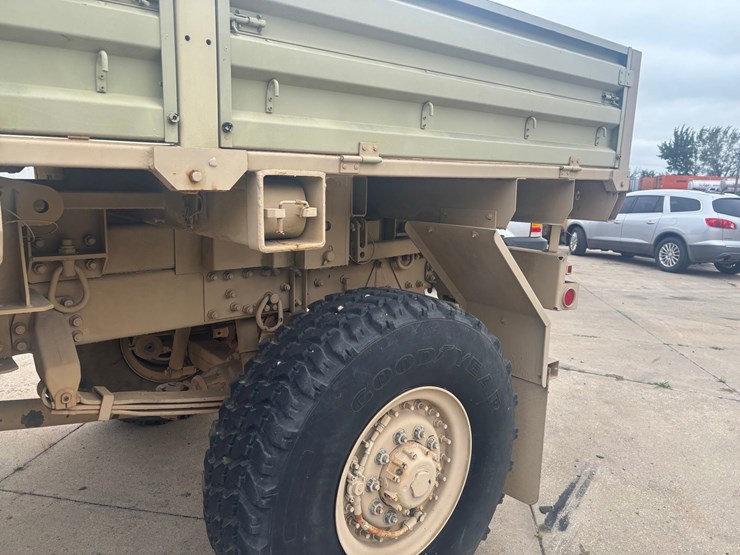 1996-military-flatbed-image-43