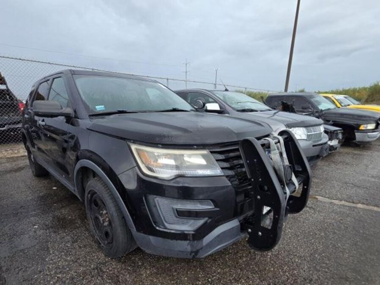 19-ford-ll-1fm5k8ar6kga52976-image-2