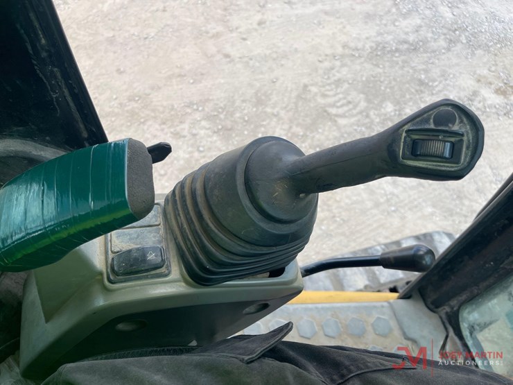 2018-cat-305.5e-2-cr-mini-excavator-image-22