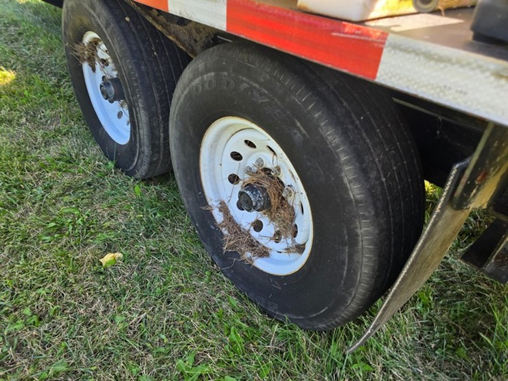 #2001-•-2015-vermeer-lp833sdt-vac-trailer-image-22