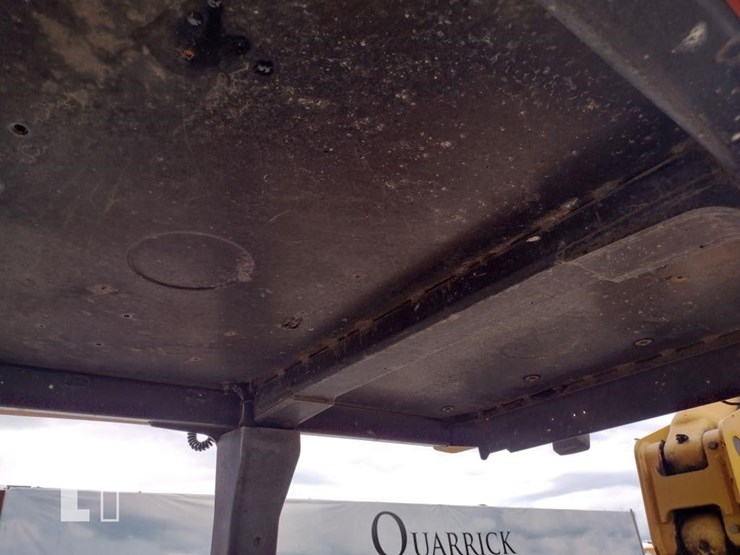 2005-caterpillar-430d-image-13