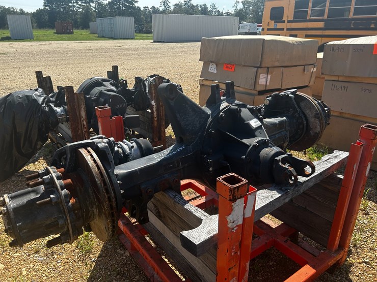 #47136-•-rear-end-axle-for-fire-truck-image-3