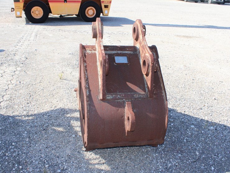 #1042-•-entek-cx-160-bucket-image-2