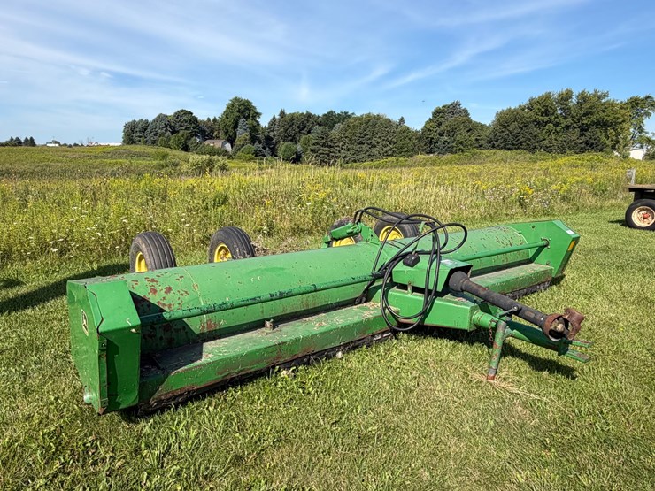 john-deere-27-image-1