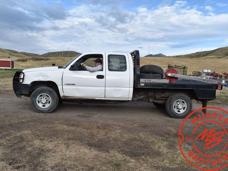 2007-chevrolet-2500-image-3