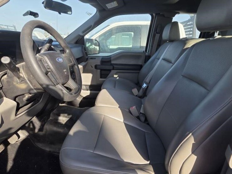 2020-ford-f150-image-5