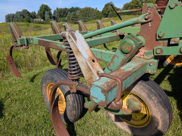 john-deere-1710-image-11