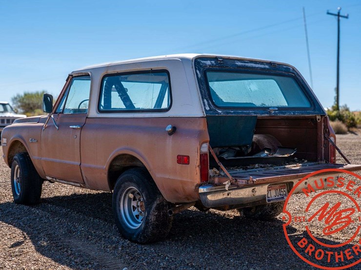 1971-chevrolet-k5-image-5
