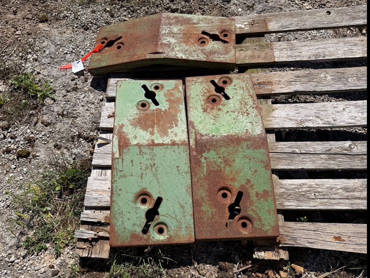 #2511-•-john-deere-tractor-weights-image-2