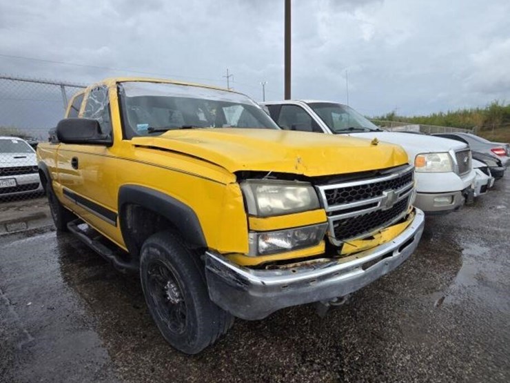 06-chev-pk-1gcek19v16z257726-image-2