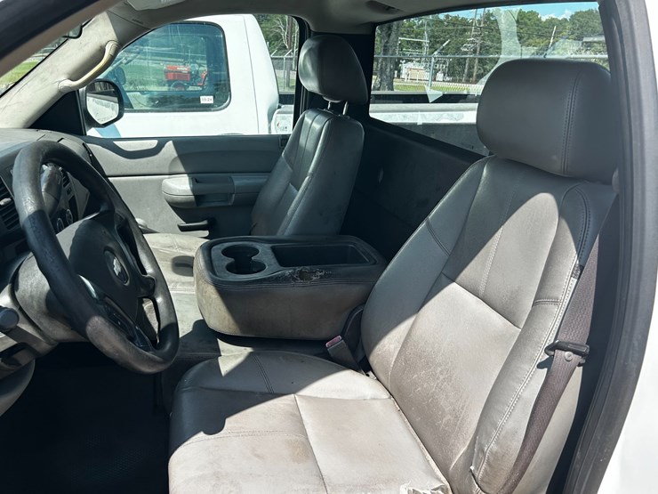 2012-chevrolet-1500-image-6