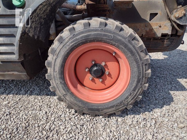 2021-bobcat-toolcat-5600-image-17