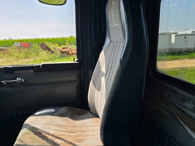 1996-kenworth-t800b-image-29