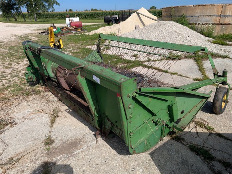 john-deere-8-image-16