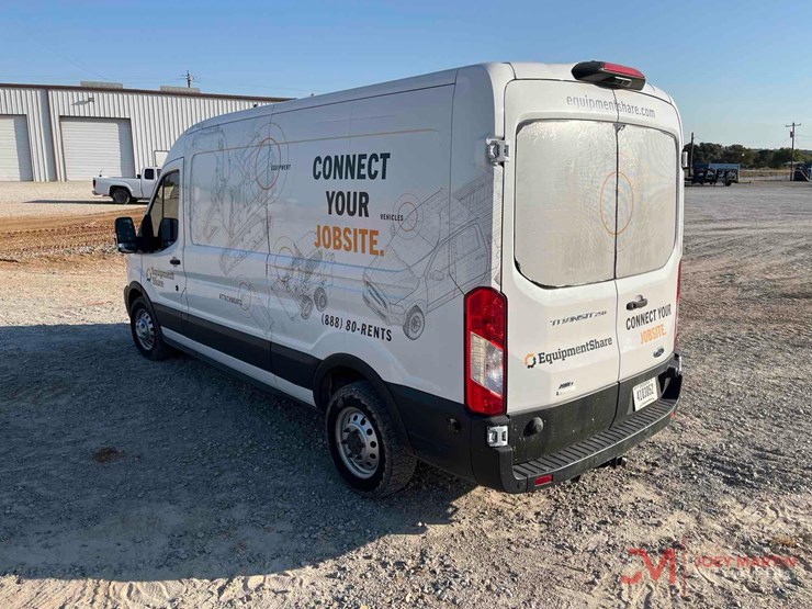 2020-ford-transit-250-van-image-4