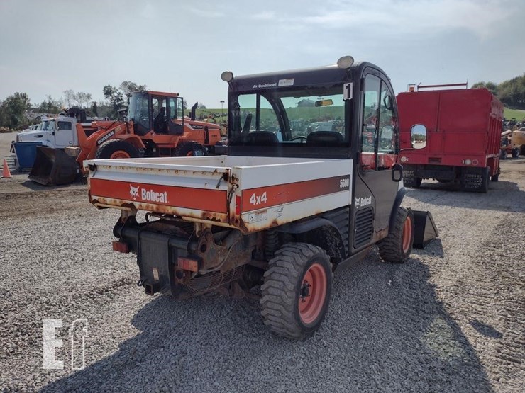 2021-bobcat-toolcat-5600-image-41