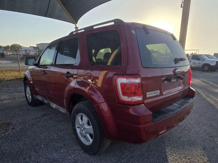 2008-ford-escape-image-4