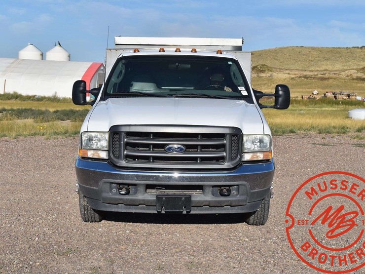 2002-ford-f350-xl-image-11