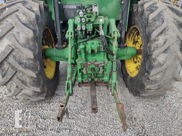 john-deere-6210-image-30