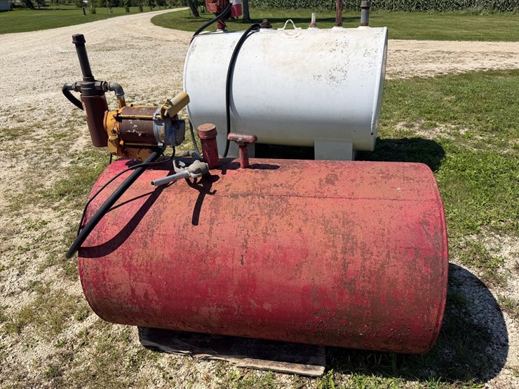 #2526-•-metal-fuel-tank-image-4