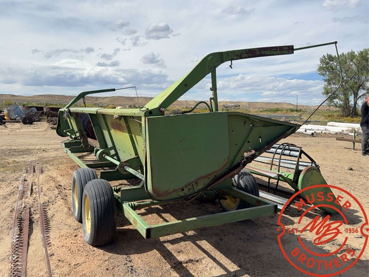 john-deere-224-image-7