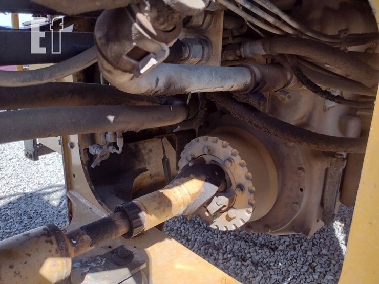 2006-caterpillar-930g-image-23