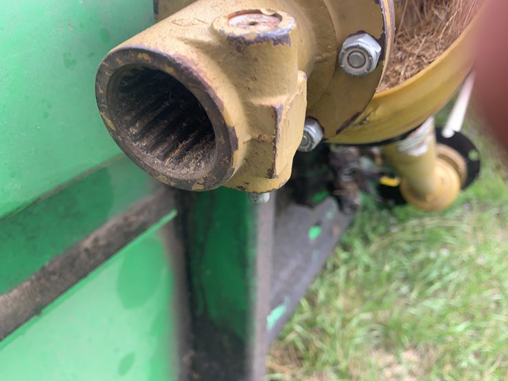 john-deere-630f-image-11