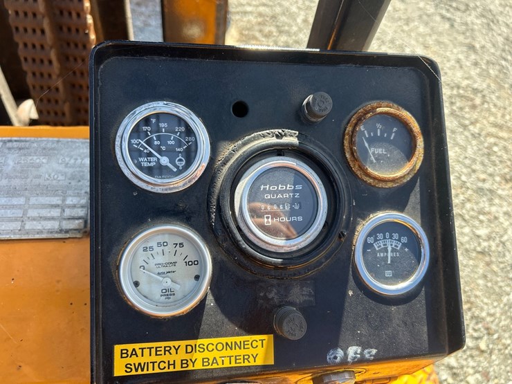 #5628-•-forklift-image-51