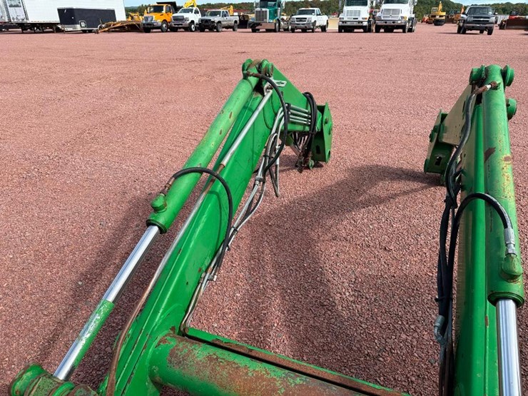 john-deere-741-image-8