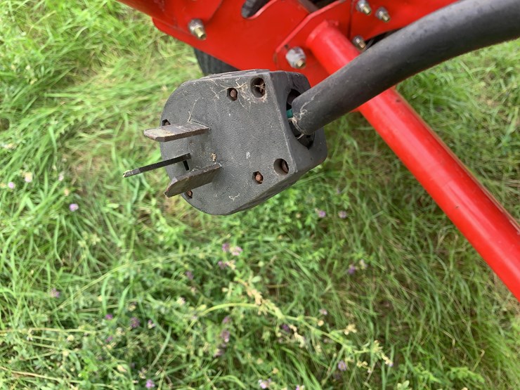 westfield-tgx-80x31-auger-image-10