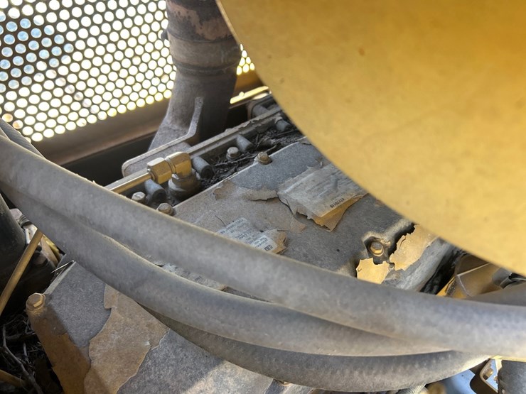 caterpillar-d6m-image-30