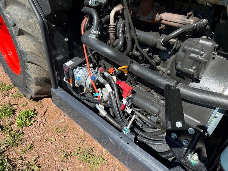 2021-bobcat-tl619-image-35