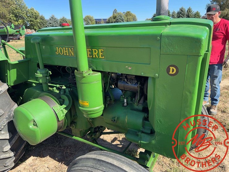 john-deere-d-tractor-image-11