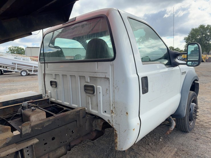 2006-ford-f450-xl-image-15