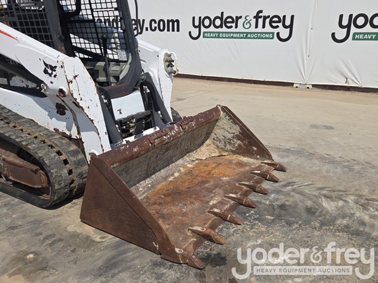 2016-bobcat-t590-image-19