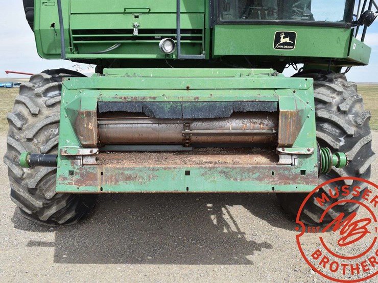 john-deere-7200-image-12