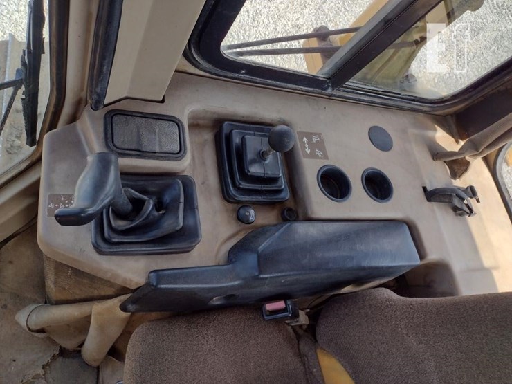 2002-caterpillar-d5m-lgp-image-8