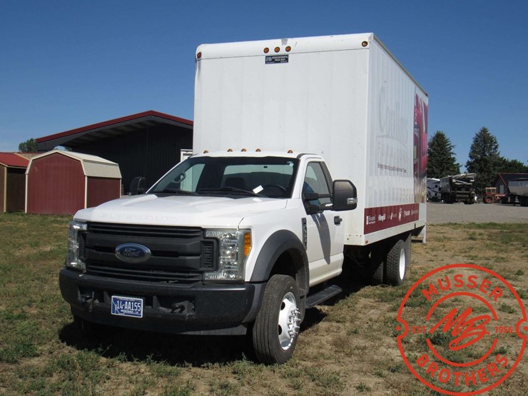 2017-ford-f450-image-1