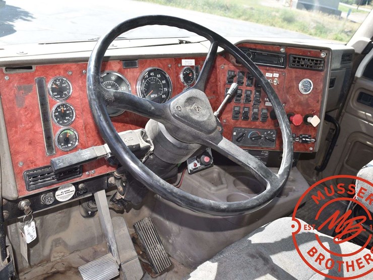 2003-international-9200i-image-36