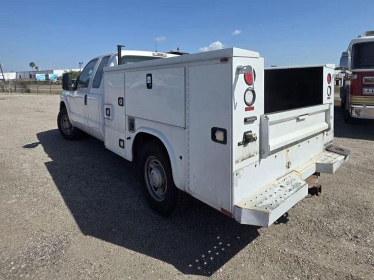 2015-ford-f250-image-4