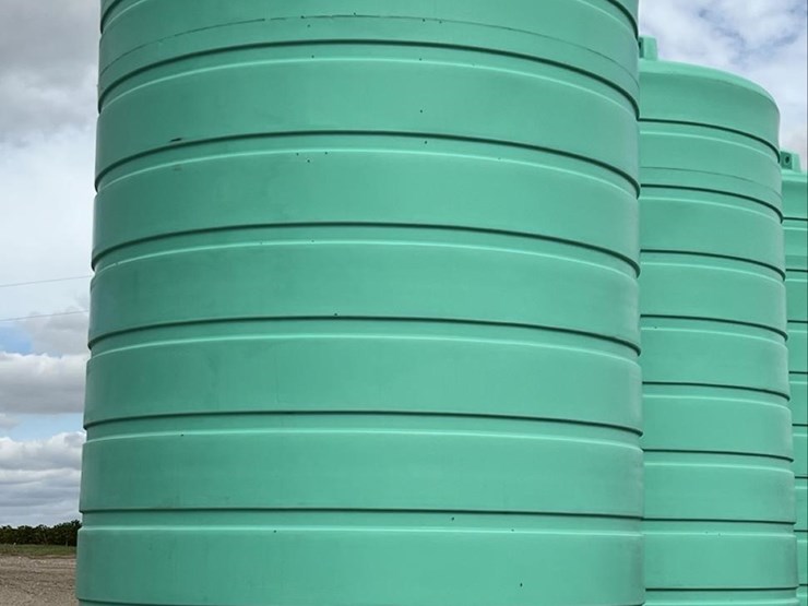 enduraplas-6000-gallon-fertilizer-tank-10086-image-9