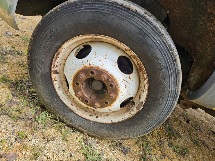 chevrolet-3500-image-39
