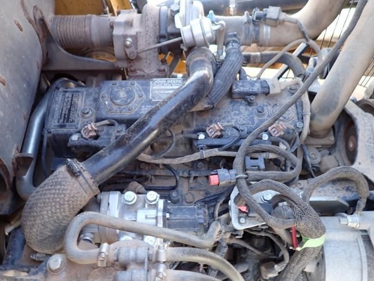 2019-deere-210lep-image-20