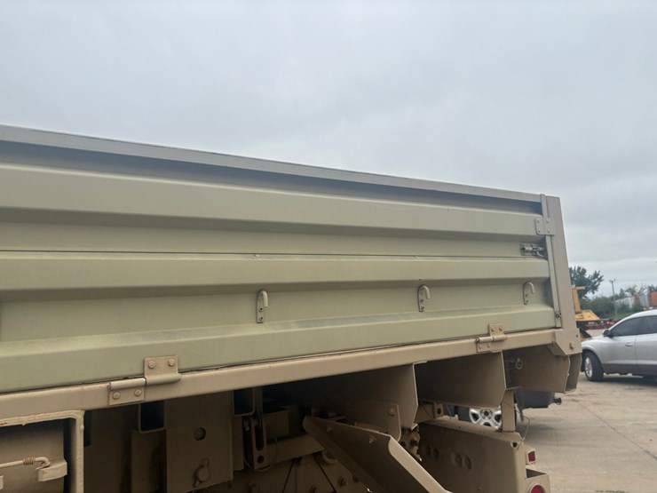 1996-military-flatbed-image-46
