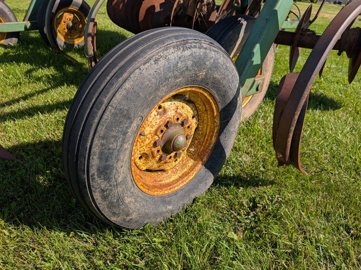 john-deere-1710-image-15