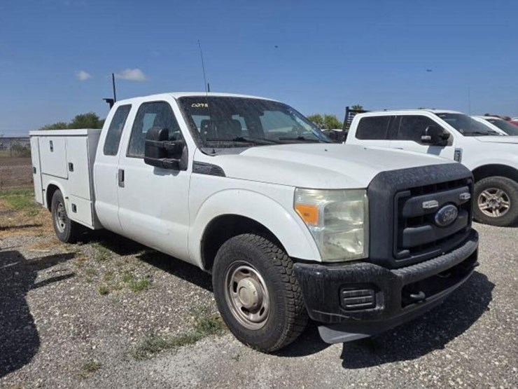 2015-ford-f250-image-2
