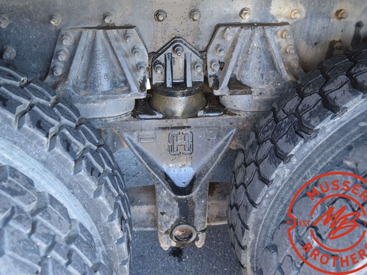 1998-cummins-m11-image-34