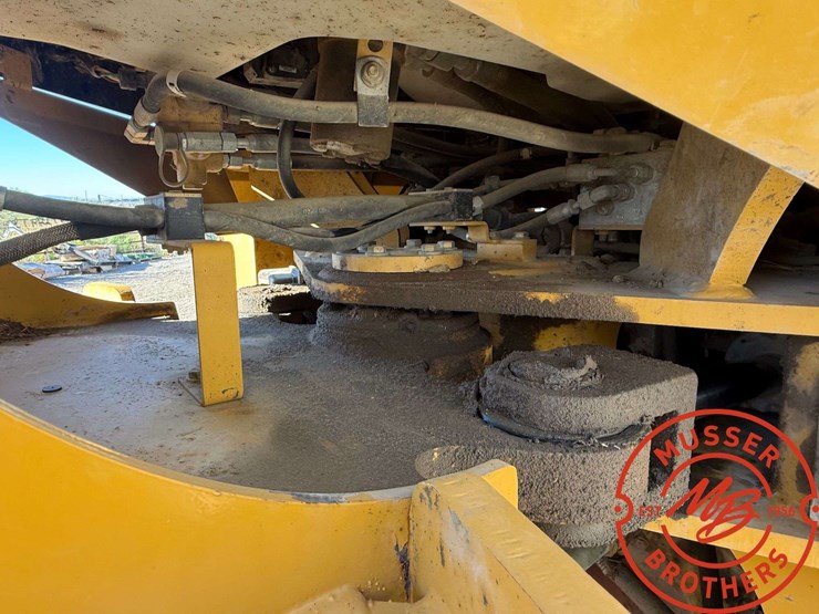 2008-caterpillar-930h-image-18