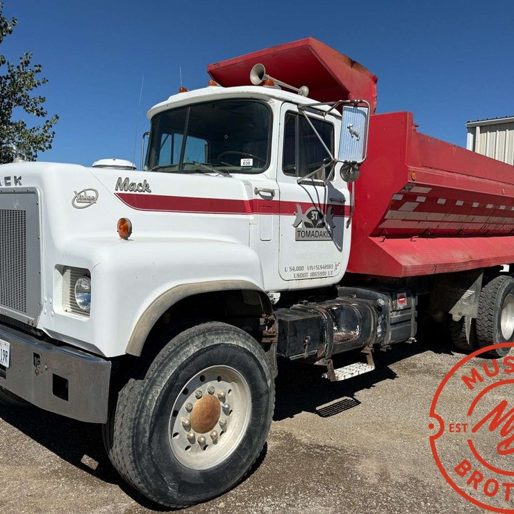 1979 MACK VALUELINER