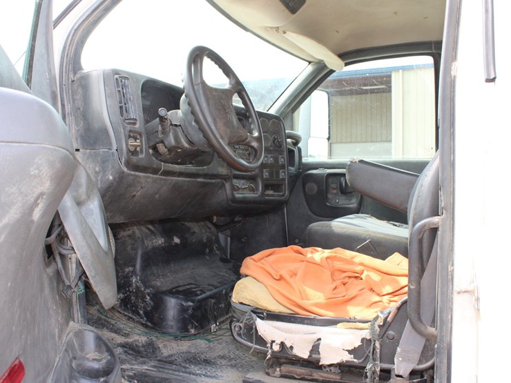 #2105-•-2008-gmc-c5500-service-truck-image-9
